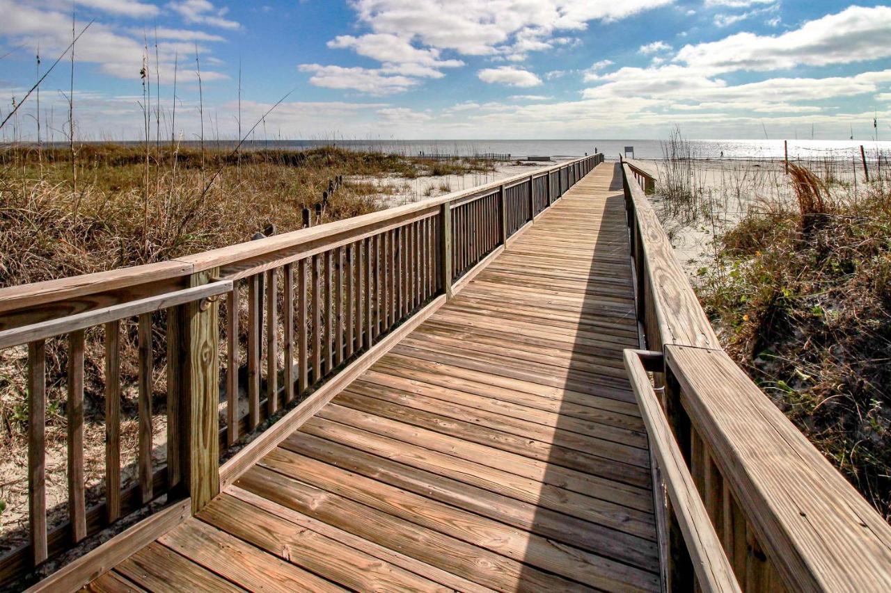 Hilton Head Condo With Balcony And Pool, Walk To Beach Хилтън Хед Айлънд Екстериор снимка